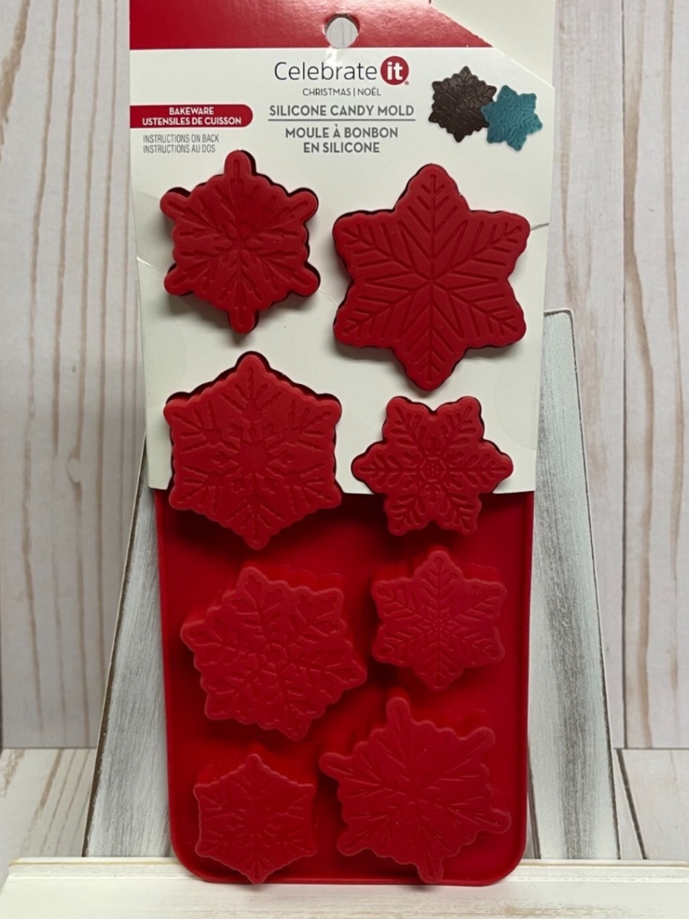 Holiday Silicone Candy Mold Chocolate Treat Butter 8 Cavity Winter Snowflake NEW